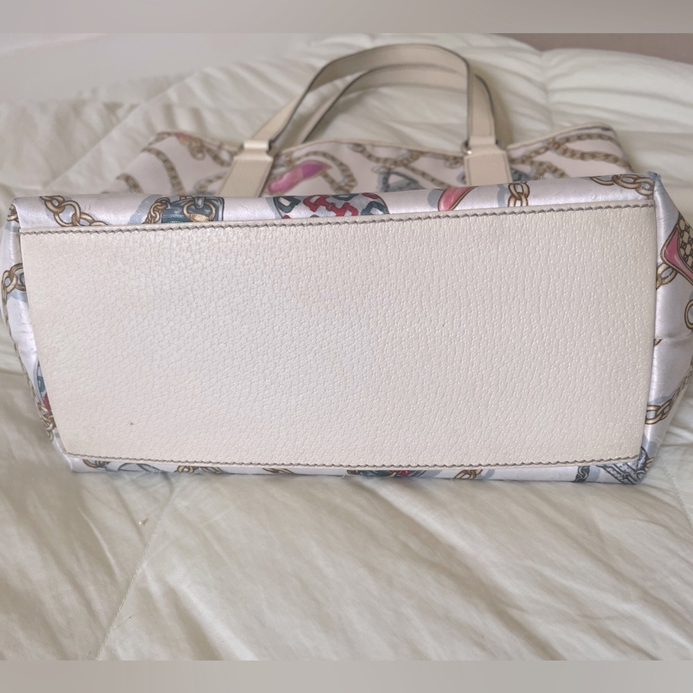 Rare GUCCI Charm Print Satin Tote with Cinghiale Leather trim - Picture 9 of 11